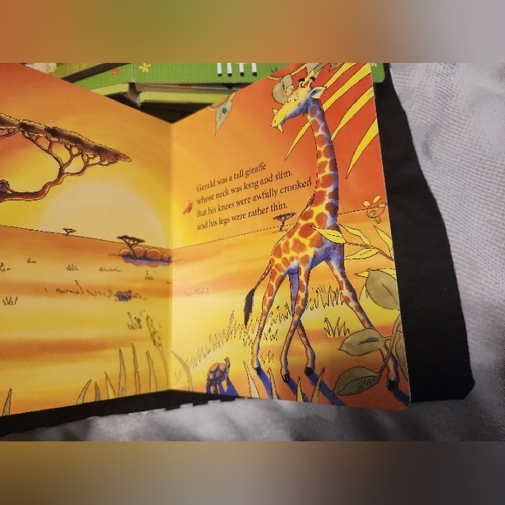 Animal Books! Set of (9).‎ All things animals. See list below! Like New. - Picture 5 of 11